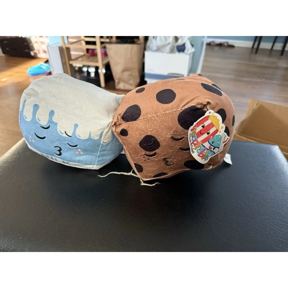 Milk &‎ Cookie Inseparables Plush Magnetic Cubes
